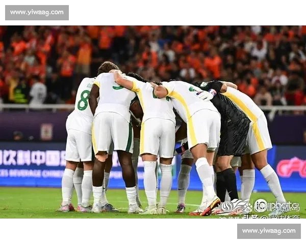 聚焦中超亚冠焦点战恒大vs横强强对话引爆赛场期待风云再起谁主沉浮